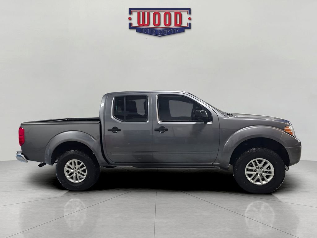 Used 2020 Nissan Frontier SV w/ SV Utility Package AWD/4WD image 2