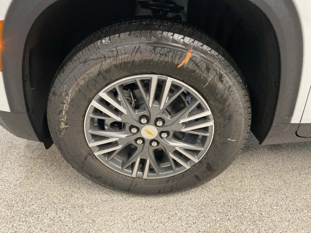 New 2026 Chevrolet Traverse LT w/ LPO, Floor Liner Package image 11