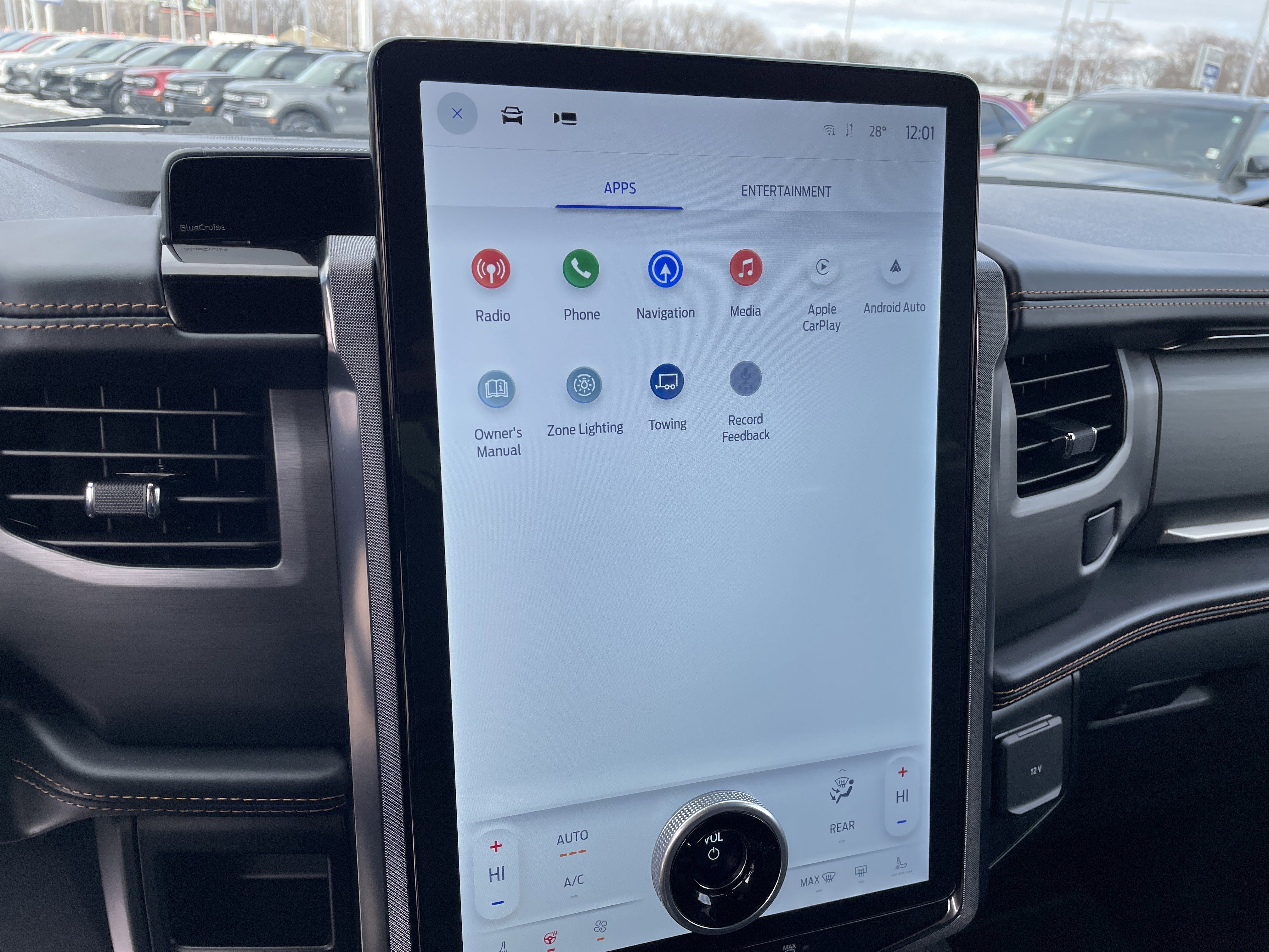 Used 2024 Ford Expedition Platinum image 33