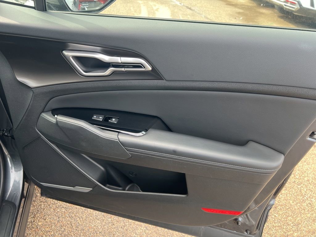 Certified 2024 Kia Sportage EX image 21