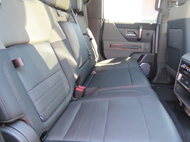 Certified 2024 GMC Hummer EV 3X AWD/4WD image 43