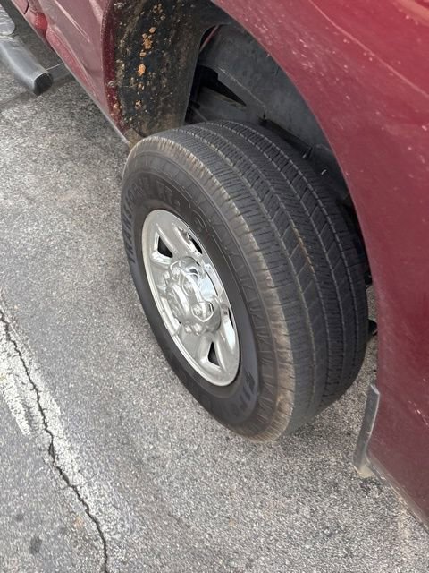 Used 2024 RAM 2500 Tradesman w/ Chrome Appearance Group image 34