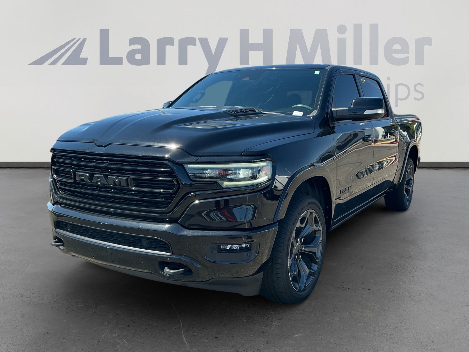 Used 2021 RAM 1500 Limited w/ Night Edition AWD/4WD image 1