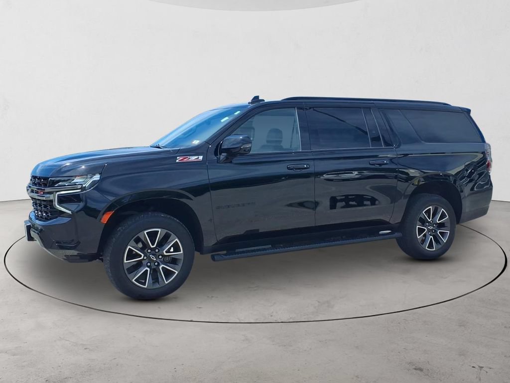 Used 2022 Chevrolet Suburban Z71 w/ Luxury Package AWD/4WD image 8