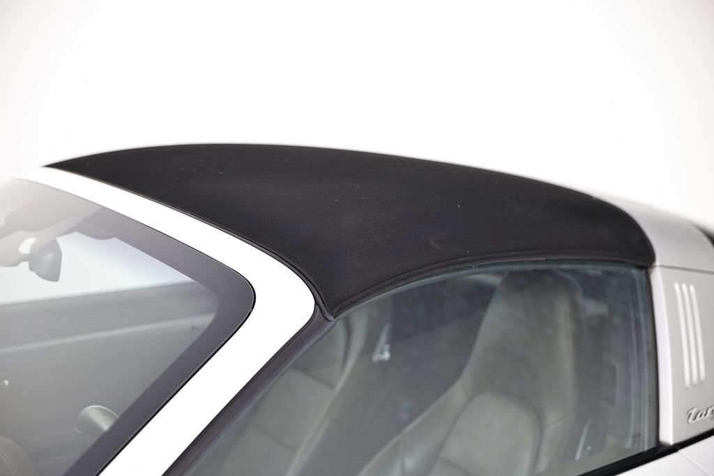 Certified 2018 Porsche 911 Targa 4S w/ Sportdesign Package image 14