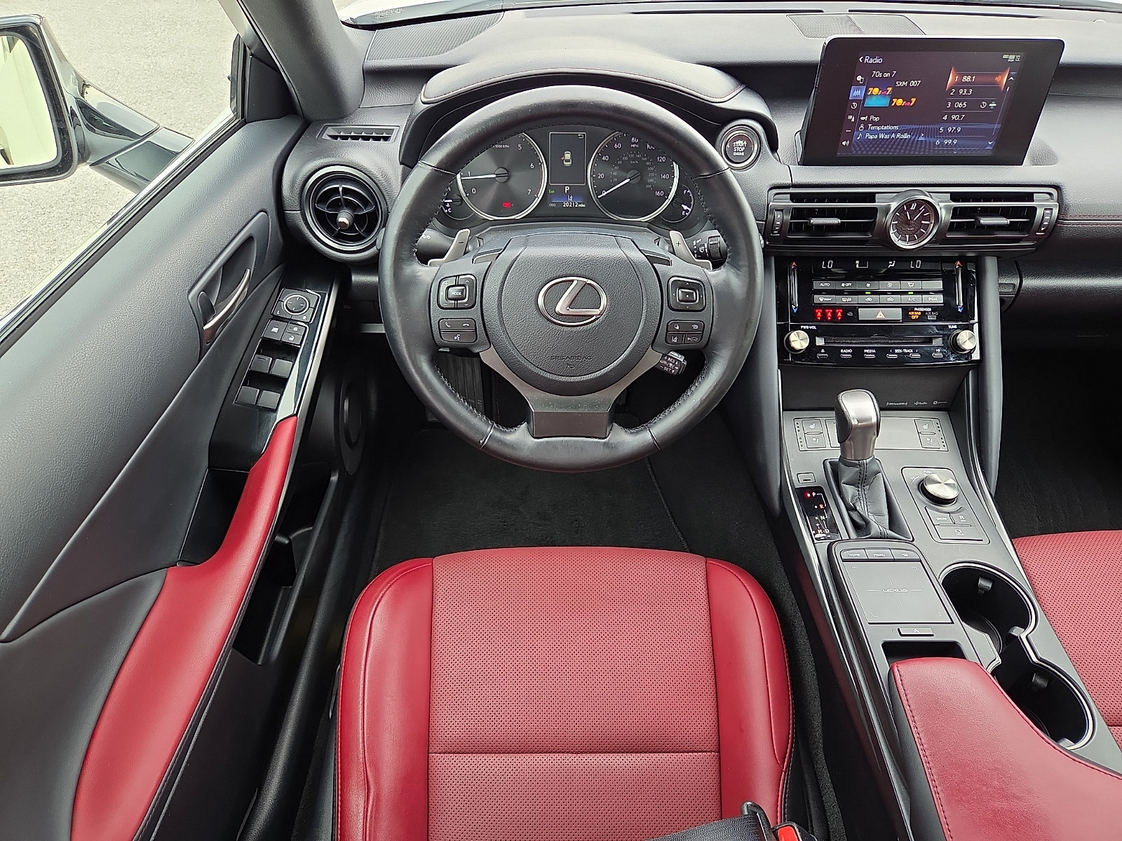 Used 2024 Lexus IS 300 w/ Comfort Package RWD image 11