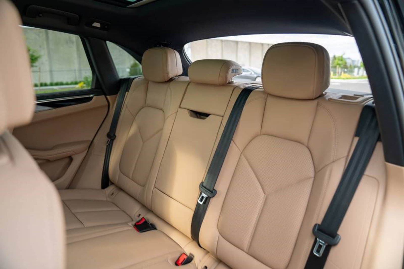 New 2026 Porsche Macan AWD/4WD image 24