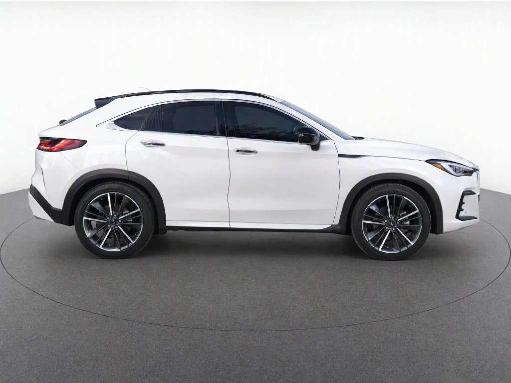 Certified 2024 INFINITI QX55 Essential AWD/4WD image 8