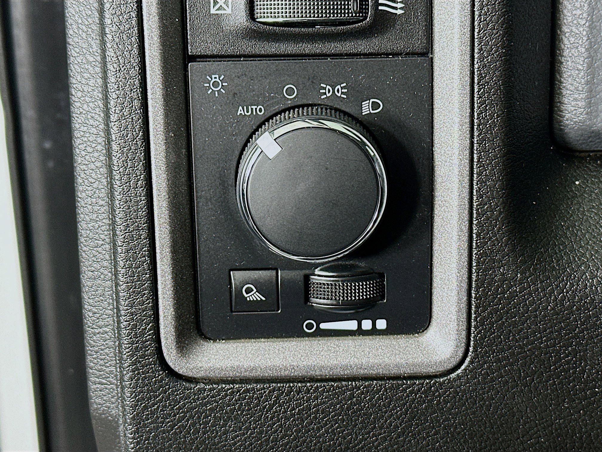 Used 2019 RAM 1500 Tradesman w/ Popular Equipment Group RWD image 16