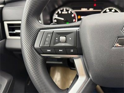 New 2026 Mitsubishi Outlander ES image 33