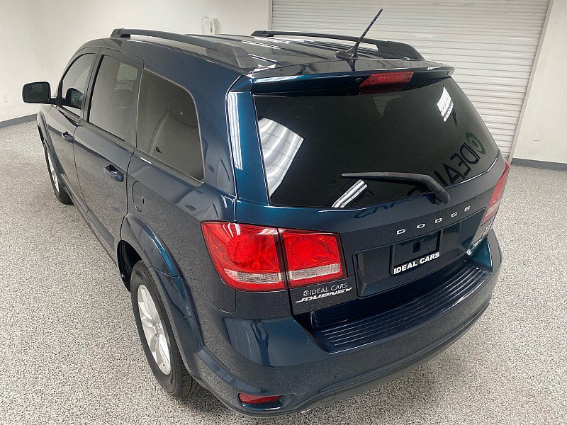 Used 2015 Dodge Journey SXT w/ Flexible Seating Group image 7