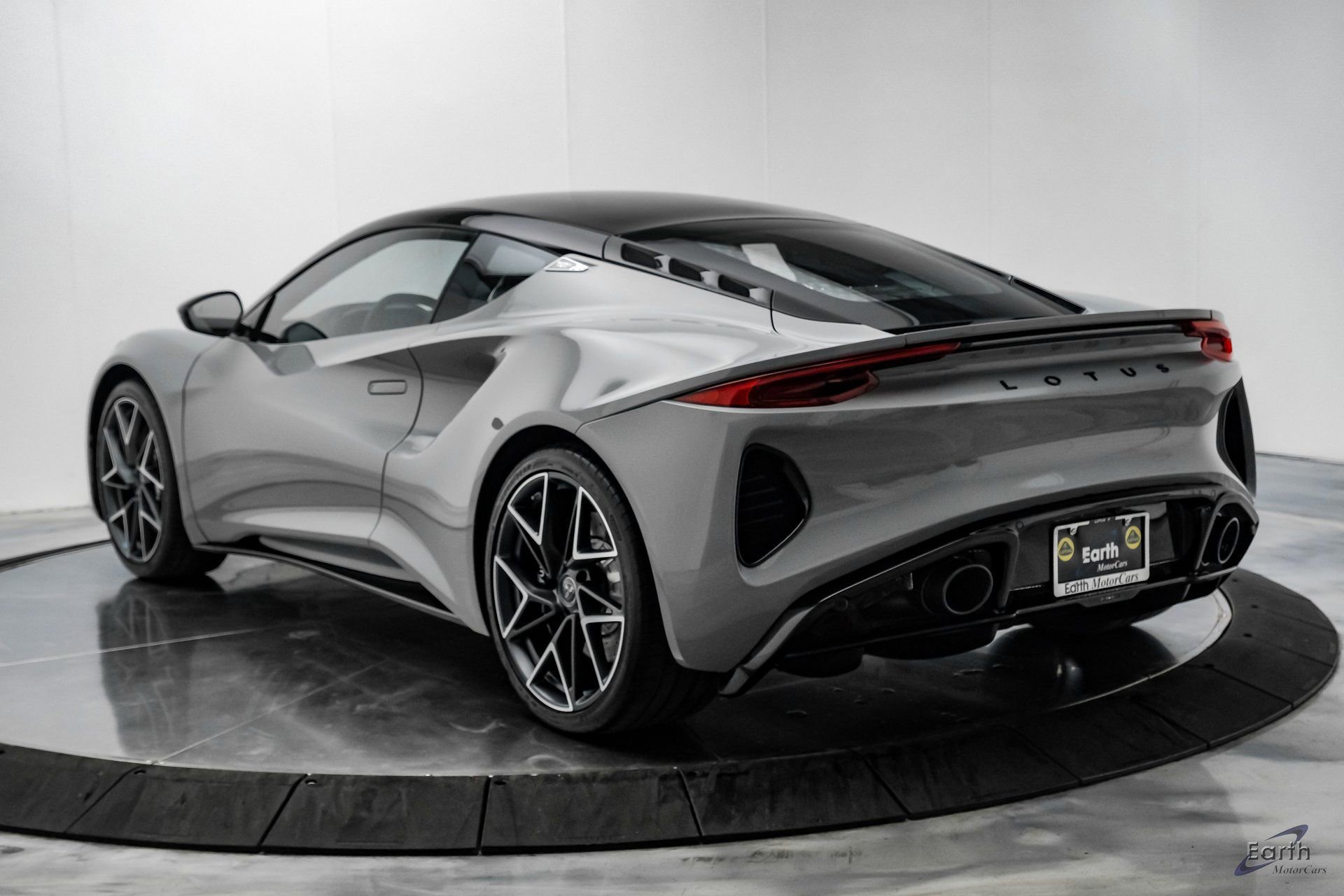 New 2026 Lotus Emira V6 SE Touring RWD image 11