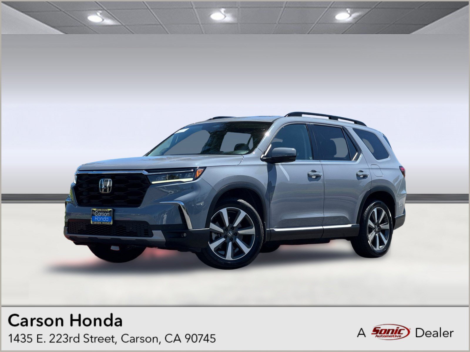 Certified 2025 Honda Pilot Touring image 1