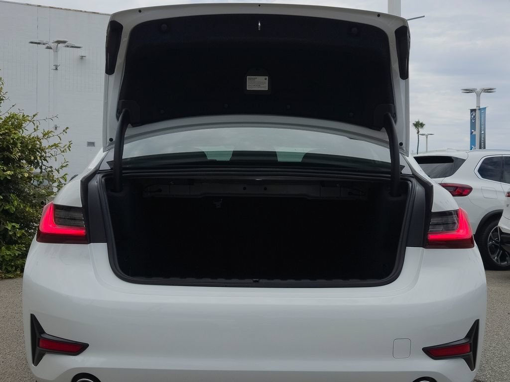 Used 2019 BMW 330i Sedan RWD image 17