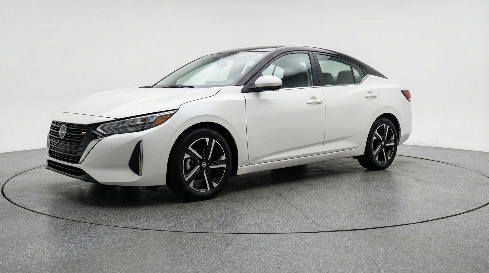 Used 2025 Nissan Sentra SV FWD image 3