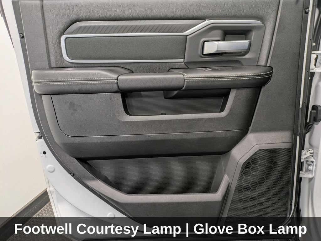 Used 2025 RAM 2500 Big Horn AWD/4WD image 29