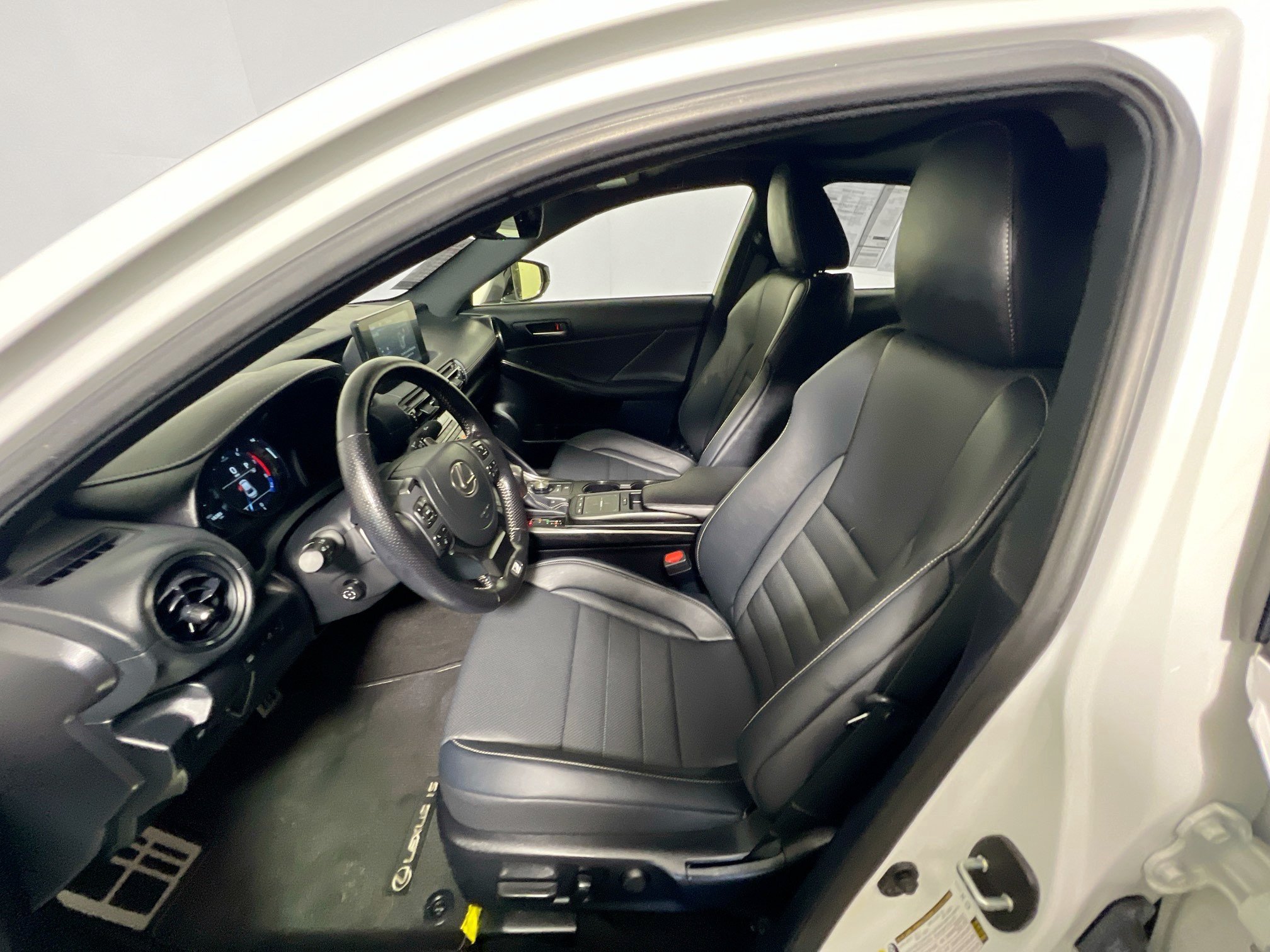 Used 2023 Lexus IS 350 F Sport w/ Memory Package RWD image 14
