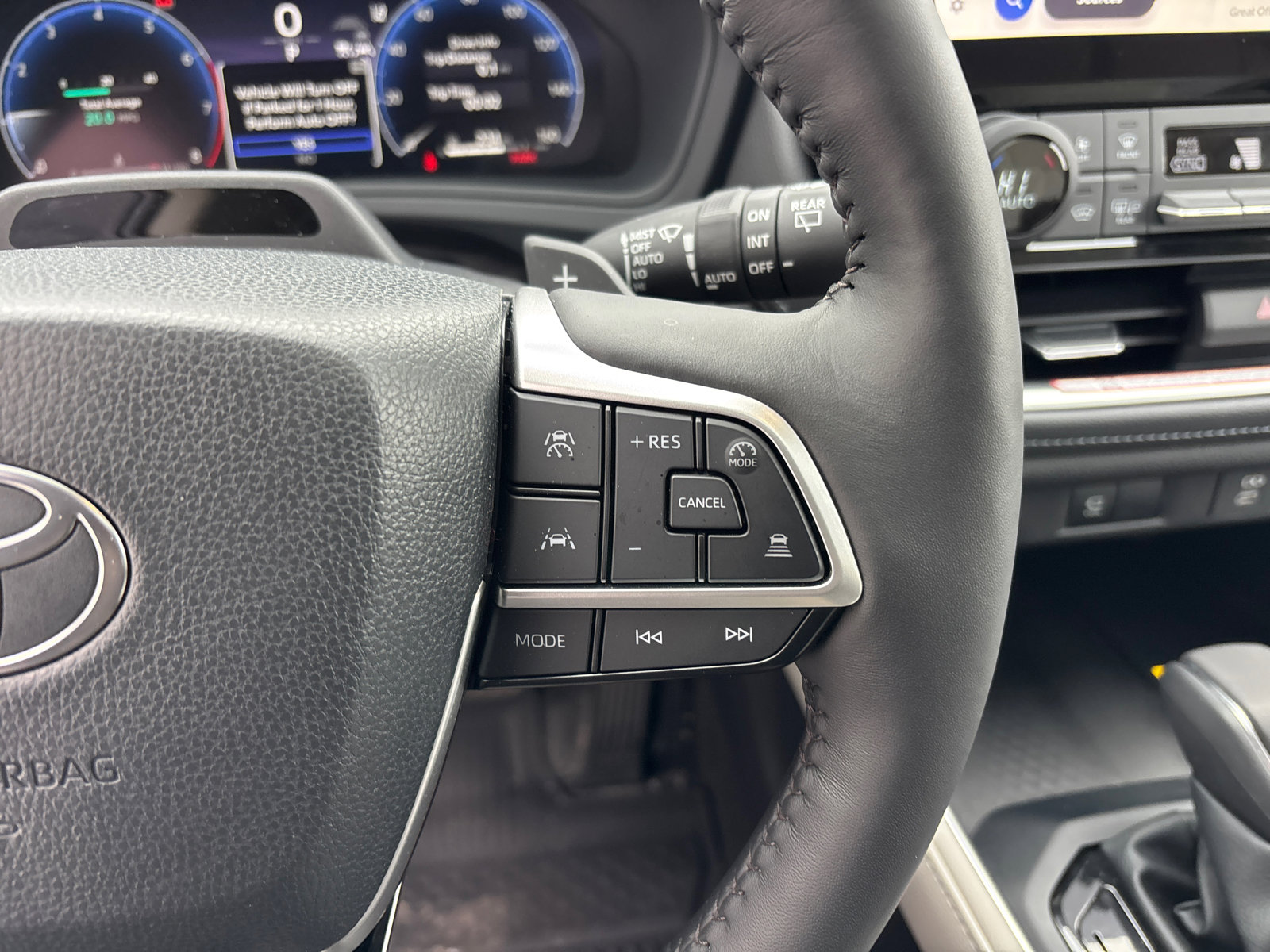 Used 2026 Toyota Grand Highlander AWD image 18