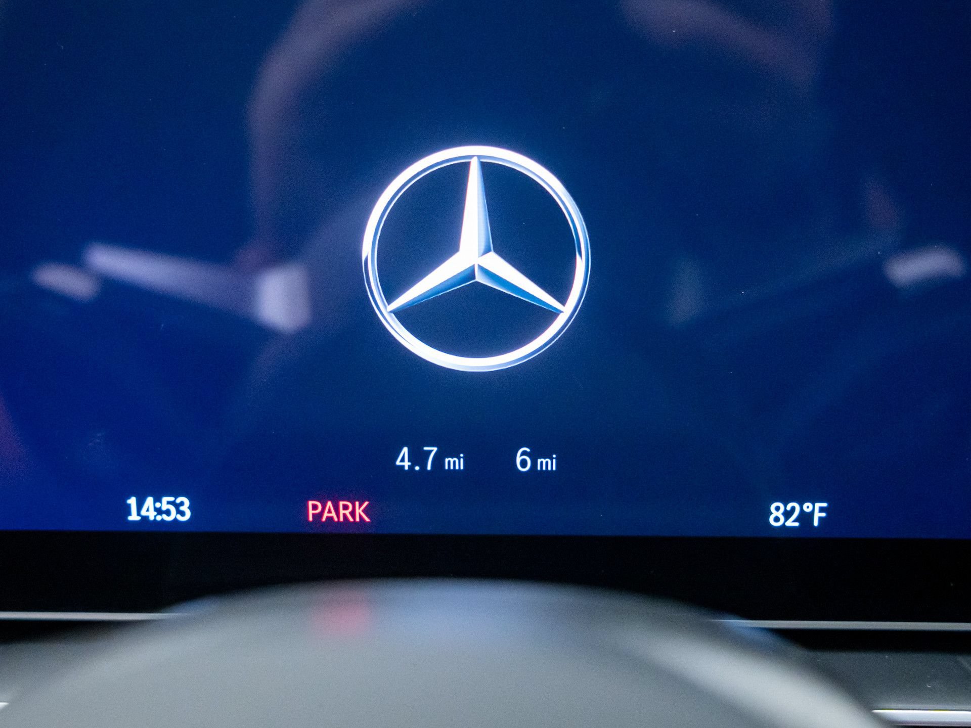 New 2026 Mercedes-Benz GLS 450 4MATIC image 21