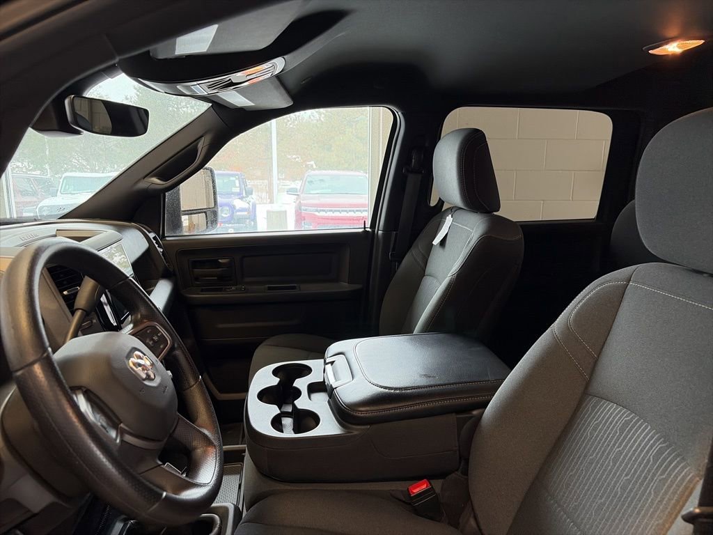 Used 2024 RAM 3500 Tradesman w/ Towing Technology Group image 11