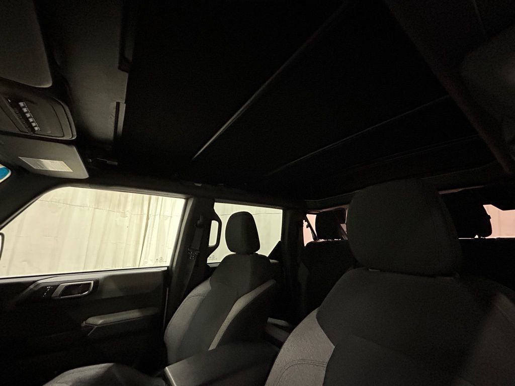 Used 2023 Ford Bronco Big Bend image 16