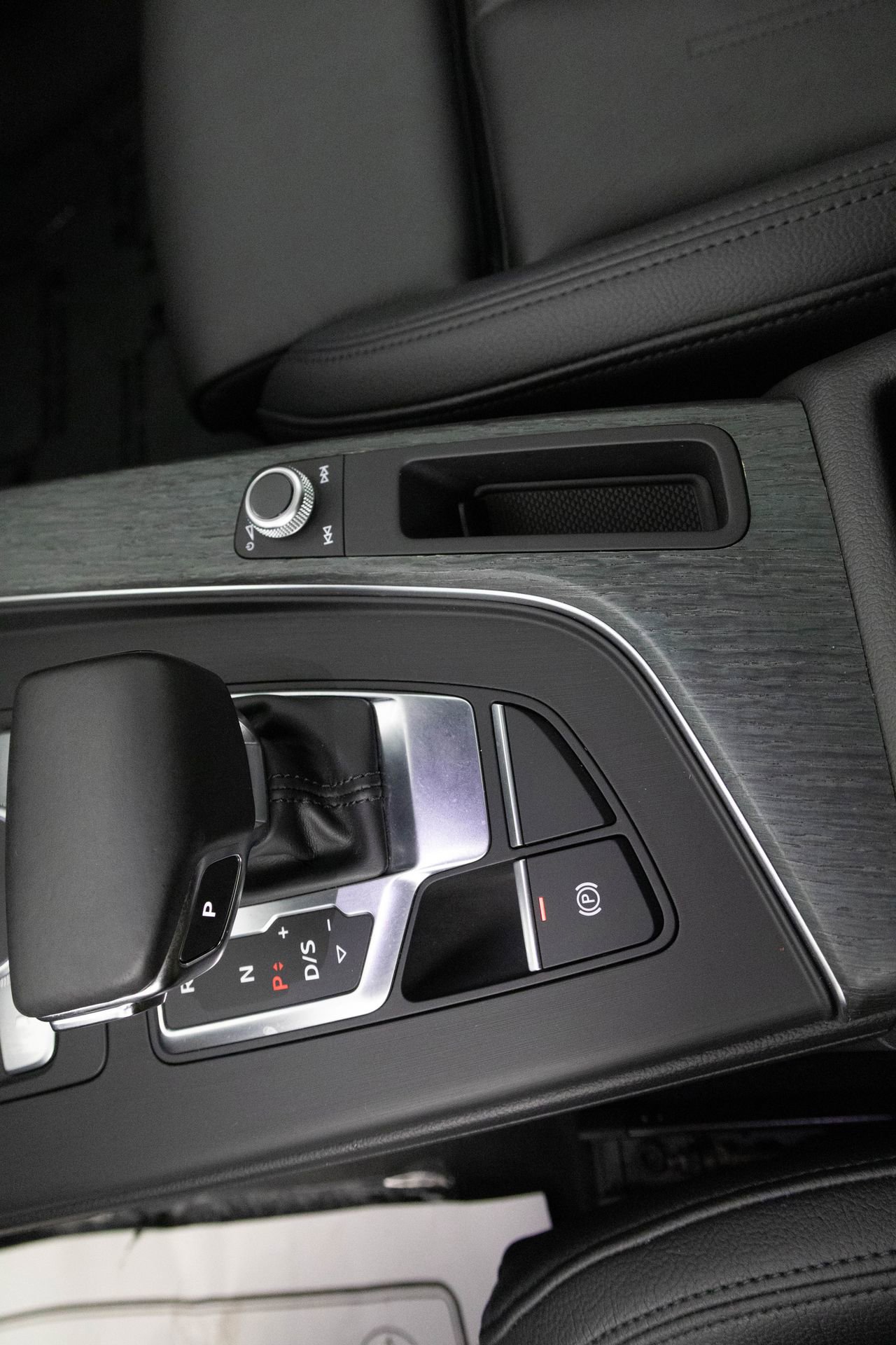 Used 2017 Audi A4 2.0T Premium Plus w/ Premium Plus Package image 32