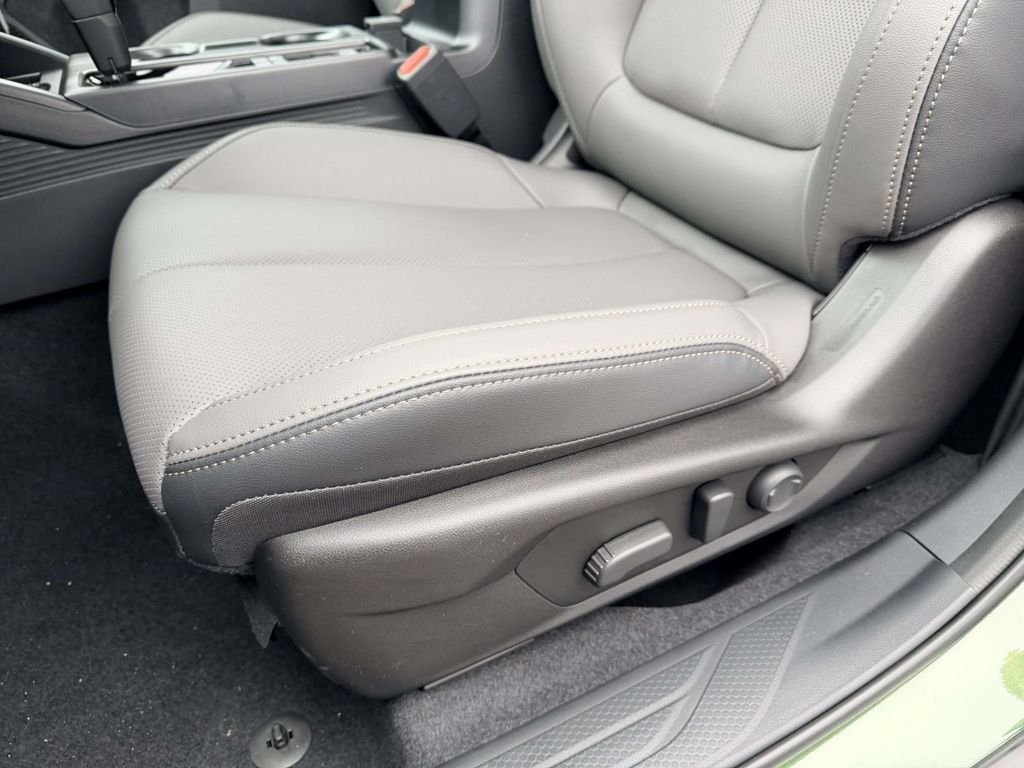New 2026 Subaru Outback Limited AWD/4WD image 15