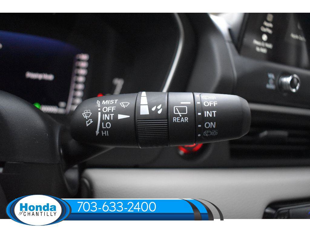 New 2026 Honda Pilot Touring image 11