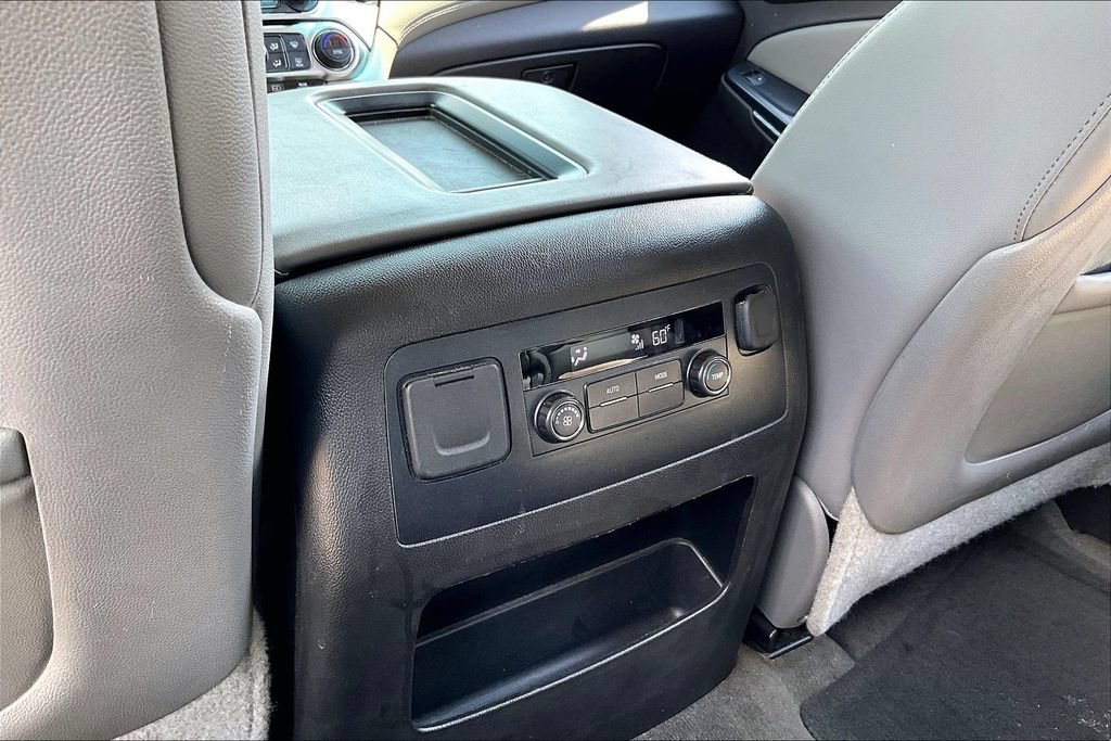 Used 2015 Chevrolet Tahoe LT RWD image 27