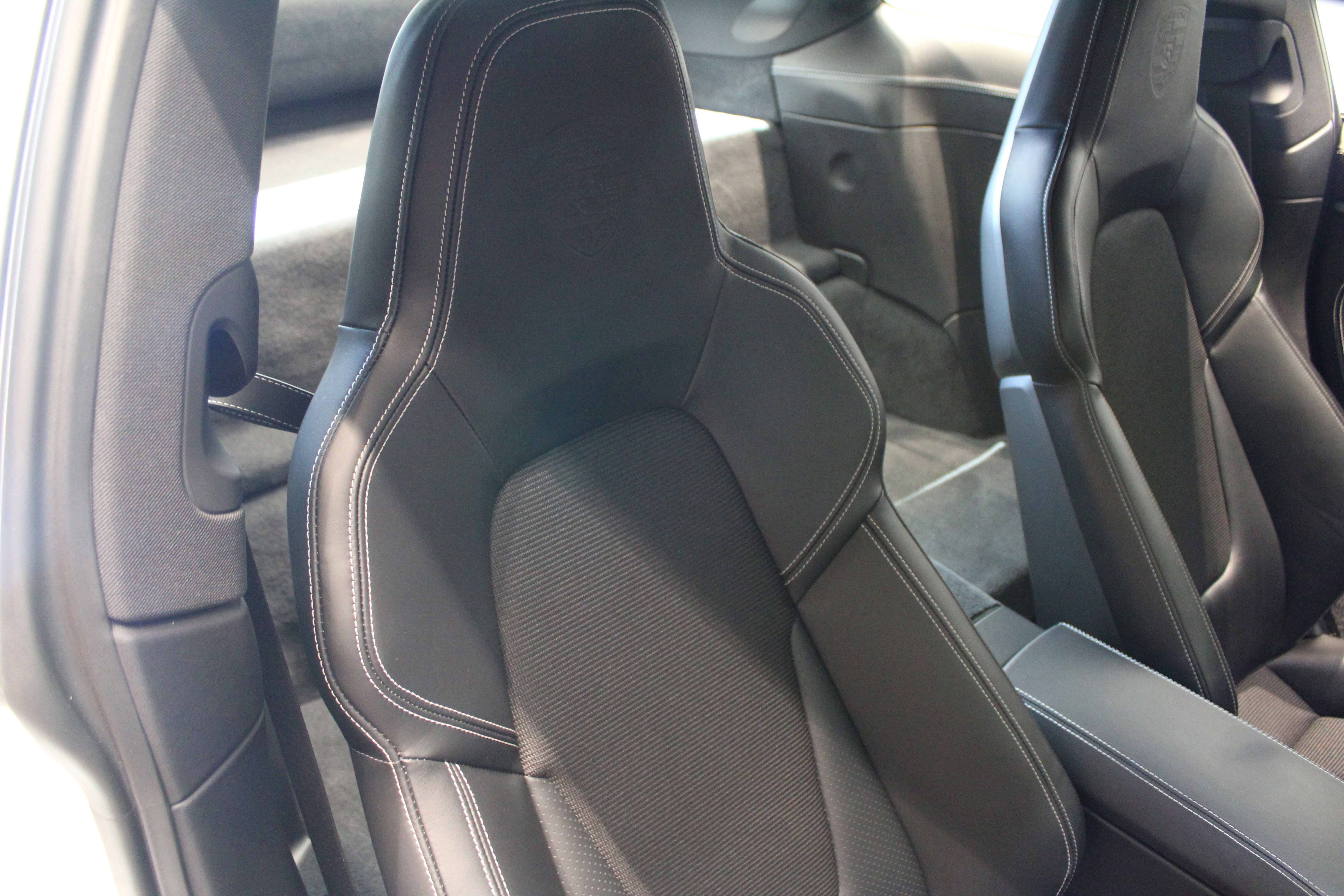 Certified 2022 Porsche 911 GT3 image 32