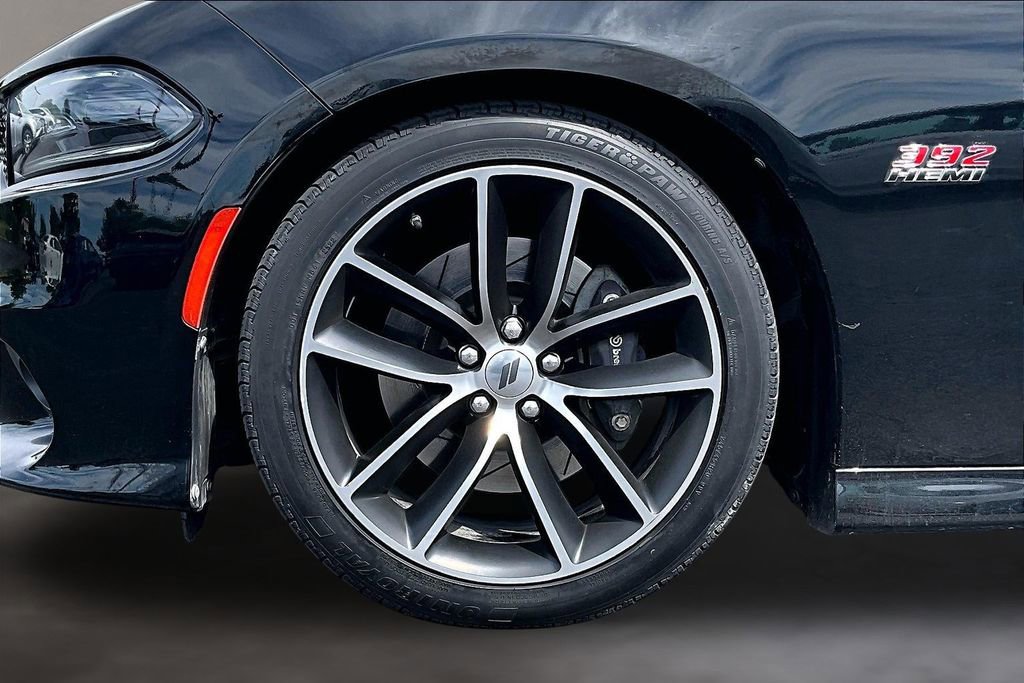 Used 2018 Dodge Charger R/T Scat Pack RWD image 6