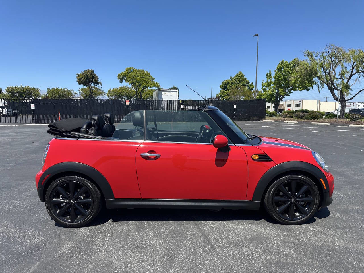 Used 2012 MINI Cooper Convertible FWD image 10