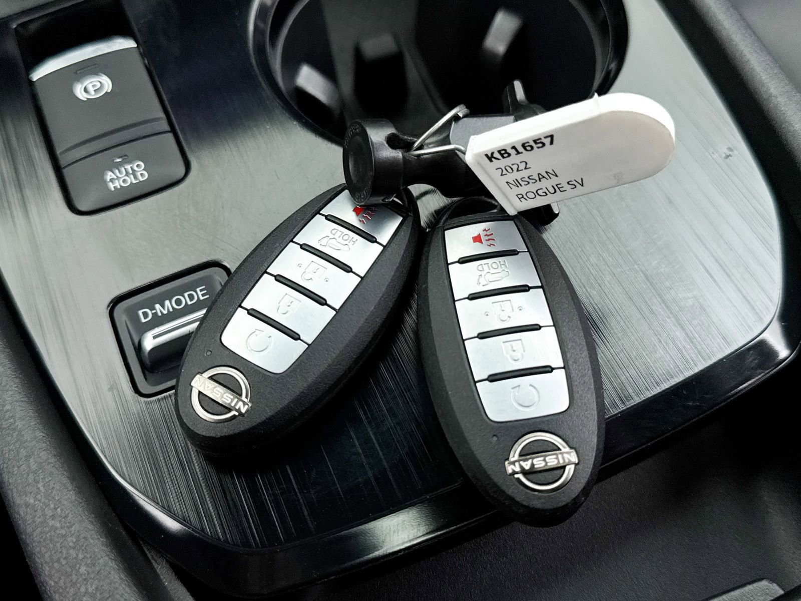 Used 2022 Nissan Rogue SV w/ SV Premium Package image 39