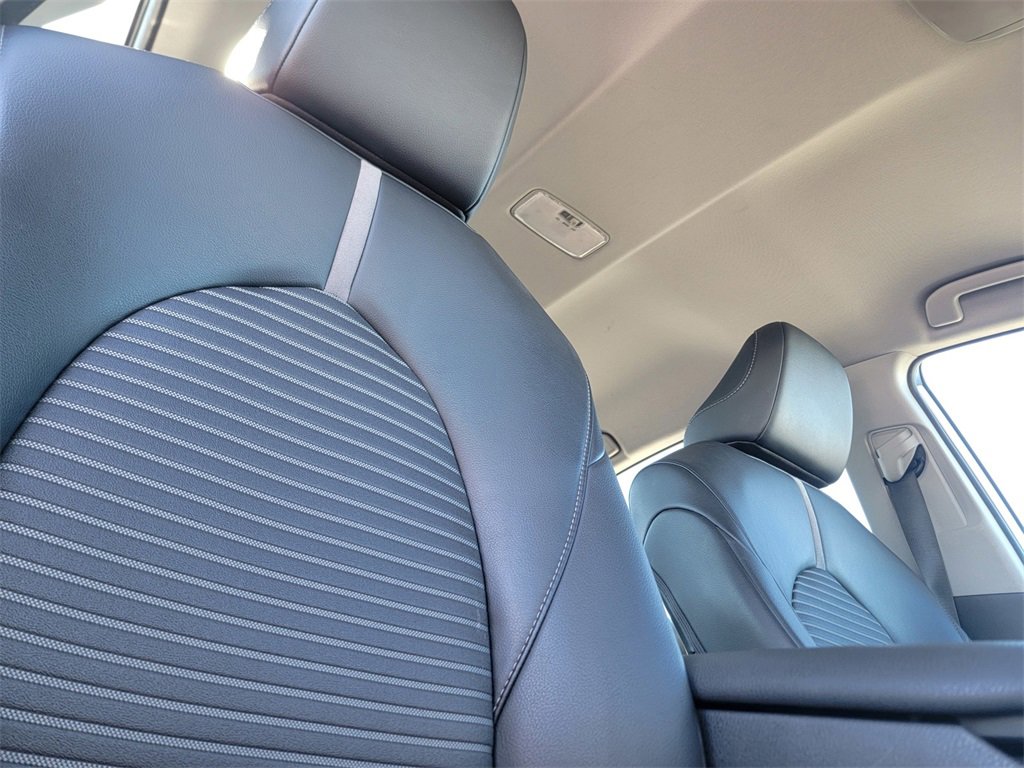 Used 2023 Toyota Camry SE image 22