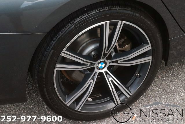 Used 2020 BMW 330i Sedan w/ Convenience Package image 9