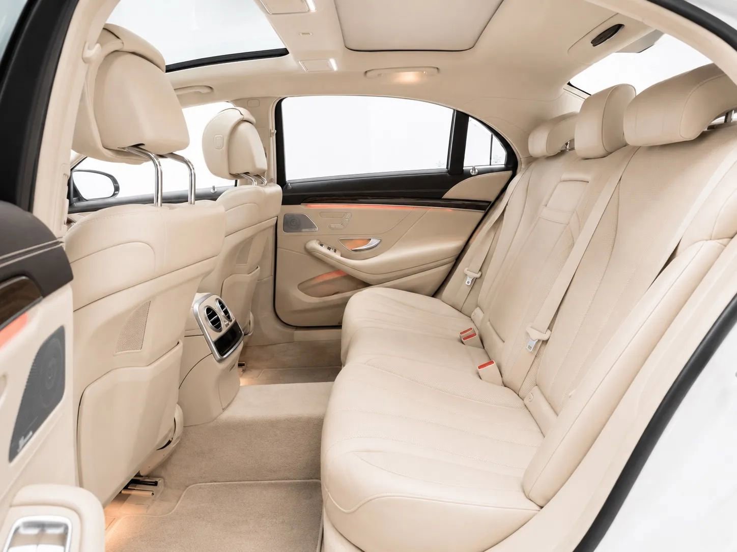 Used 2017 Mercedes-Benz S 550 Sedan image 48
