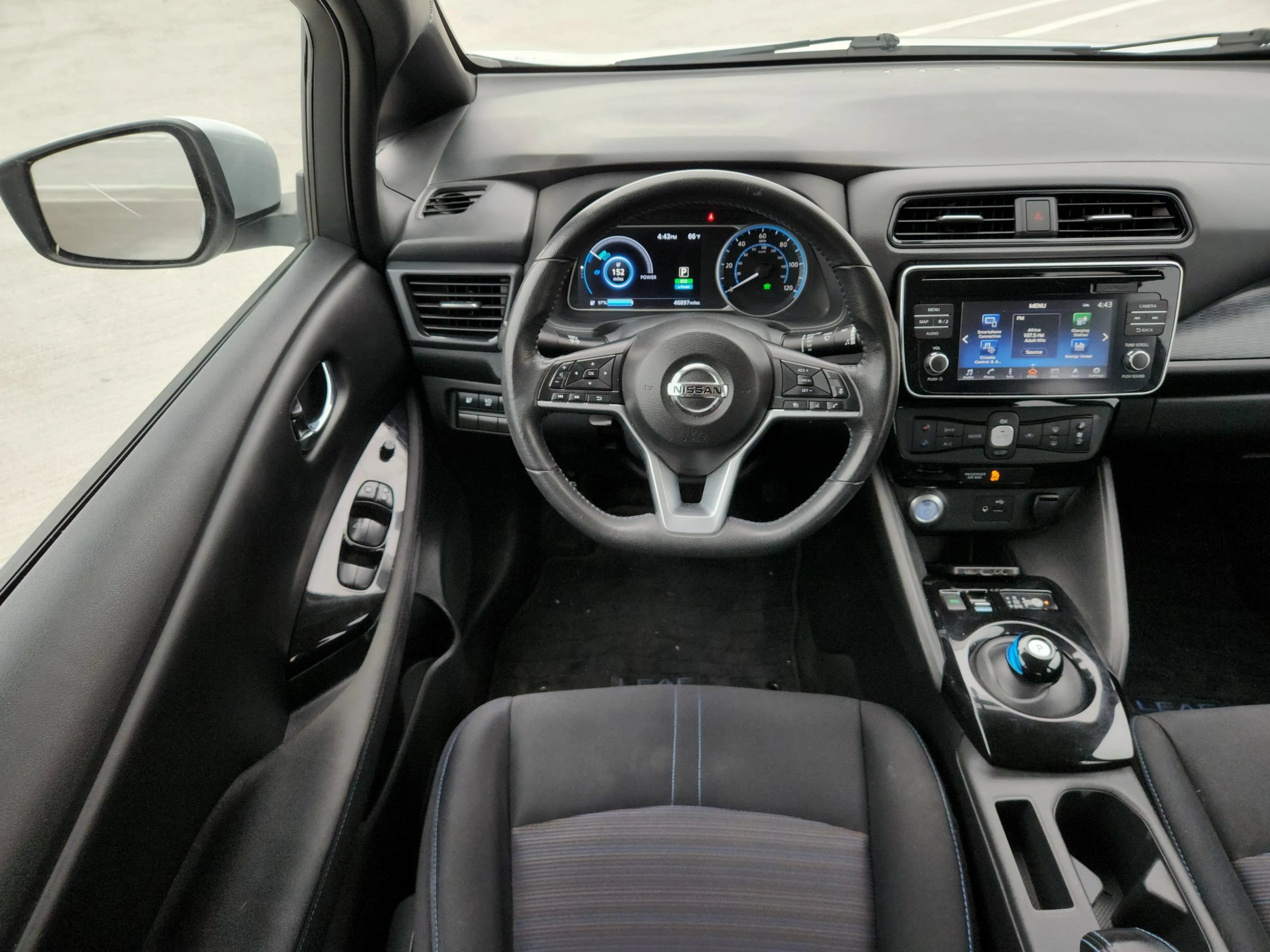 Used 2018 Nissan Leaf SV FWD image 33