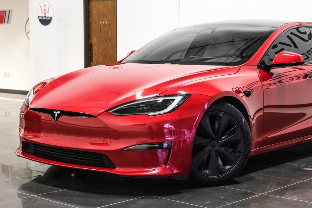 Used 2023 Tesla Model S Plaid image 9