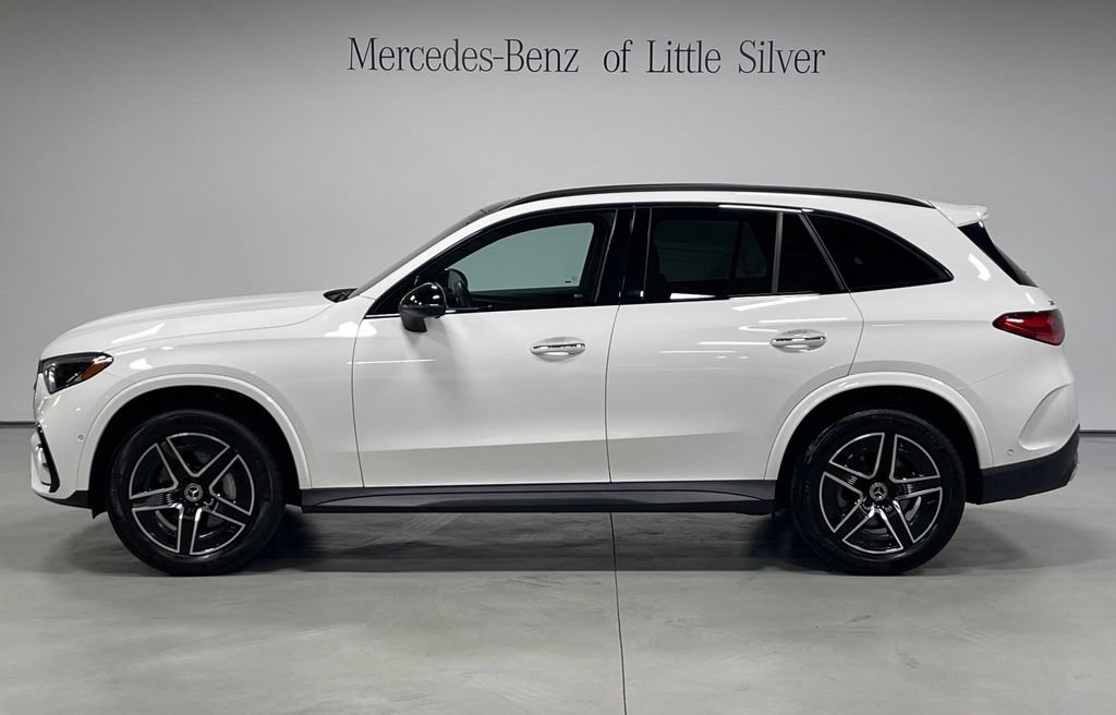 Certified 2023 Mercedes-Benz GLC 300 4MATIC image 2