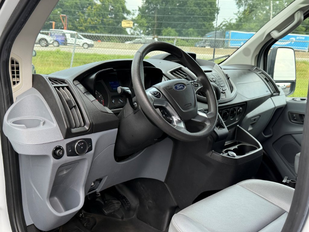 Used 2019 Ford Transit 150 130 Low Roof RWD image 15