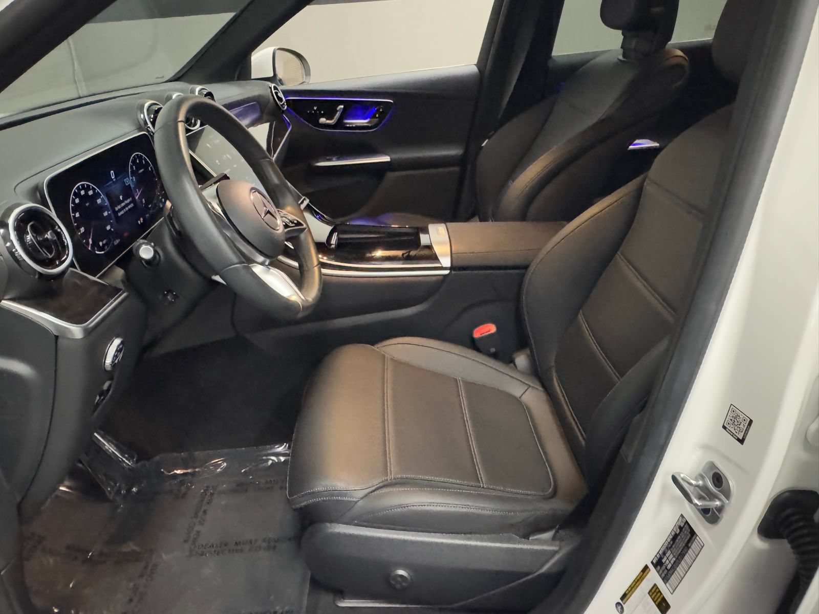 Used 2023 Mercedes-Benz GLC 300 image 24