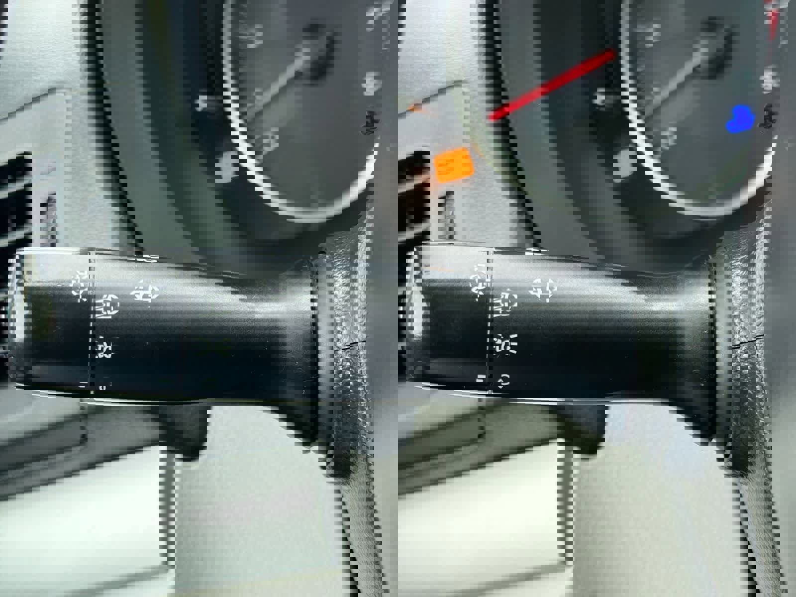 Used 2015 Subaru Forester 2.5i Premium w/ All-Weather Package image 29