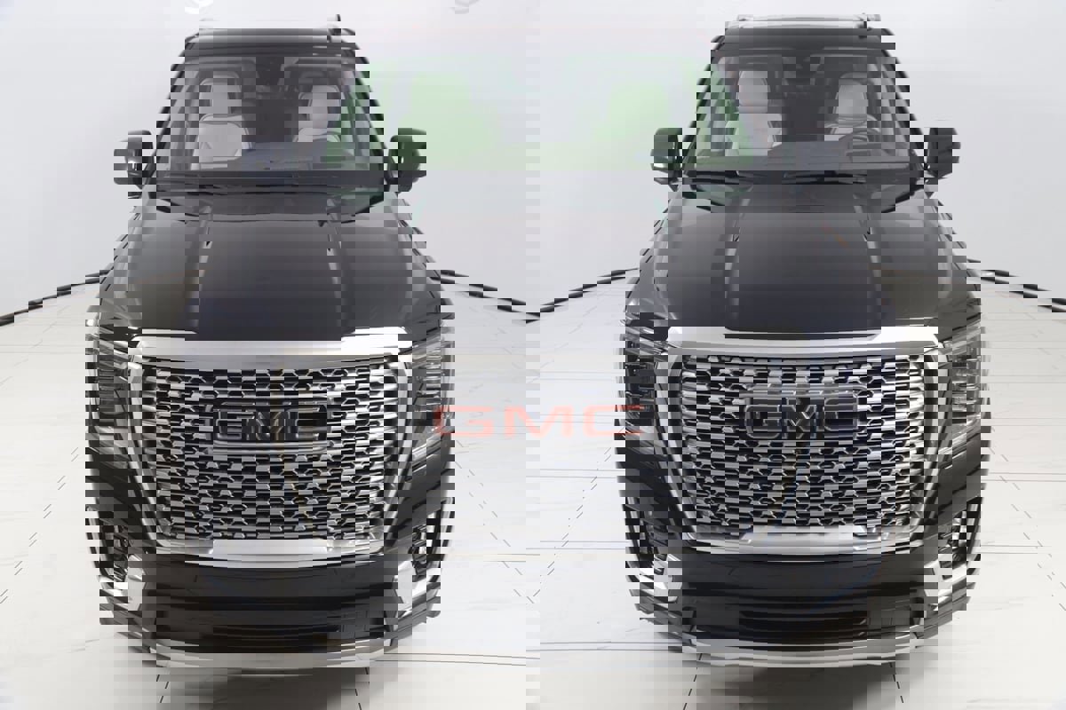 Used 2024 GMC Yukon Denali w/ Denali Reserve Package image 54