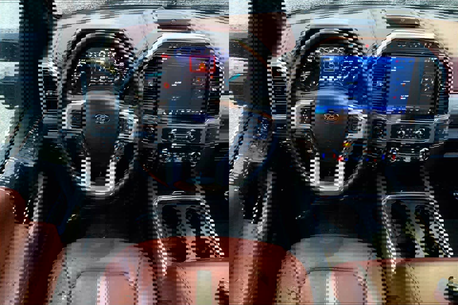 Used 2022 Ford F450 Platinum w/ FX4 Off-Road Package image 5