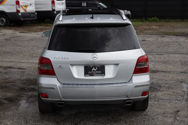 Used 2010 Mercedes-Benz GLK 350 2WD w/ Multimedia Pkg image 12