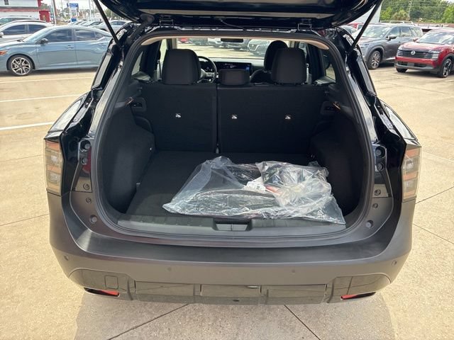 Used 2026 Nissan Kicks SV w/ Charging Package FWD image 8