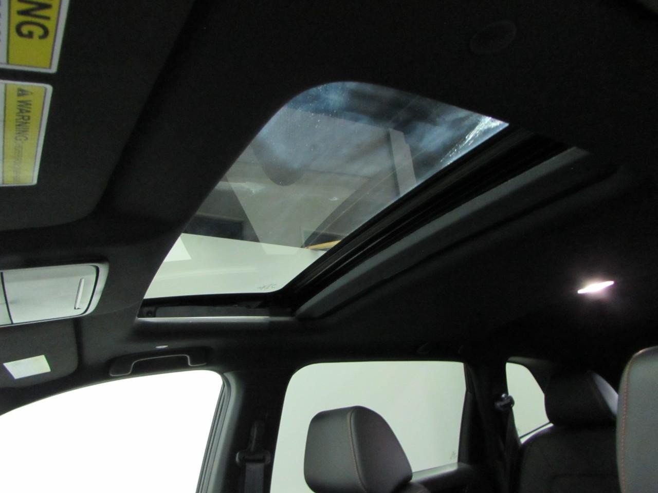 Used 2023 Honda CR-V Sport Touring image 31