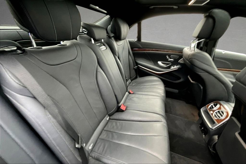 Used 2014 Mercedes-Benz S 550 Sedan image 26