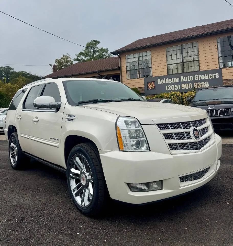 Used 2013 Cadillac Escalade Premium AWD/4WD image 1