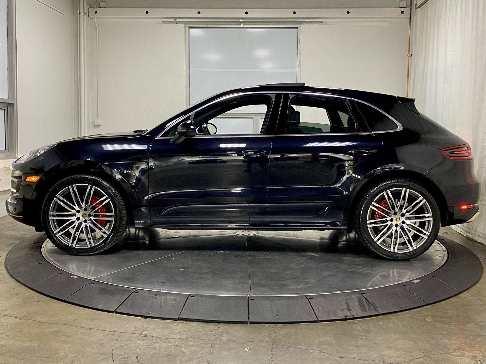 Used 2015 Porsche Macan Turbo AWD/4WD image 5